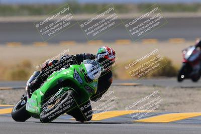 media/Oct-08-2022-SoCal Trackdays (Sat) [[1fc3beec89]]/Turn 14 (1050am)/